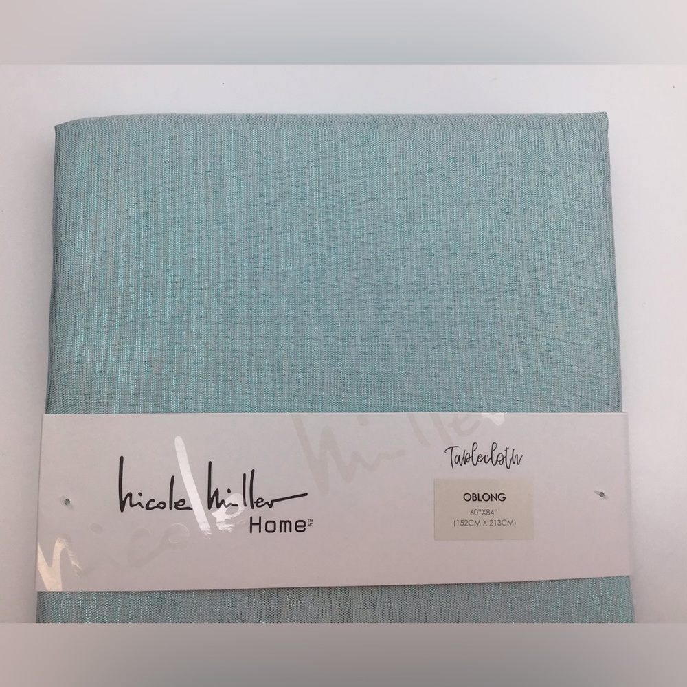 Nicole Miller Home “Seafoam” Tablecloth - Picture 5 of 5